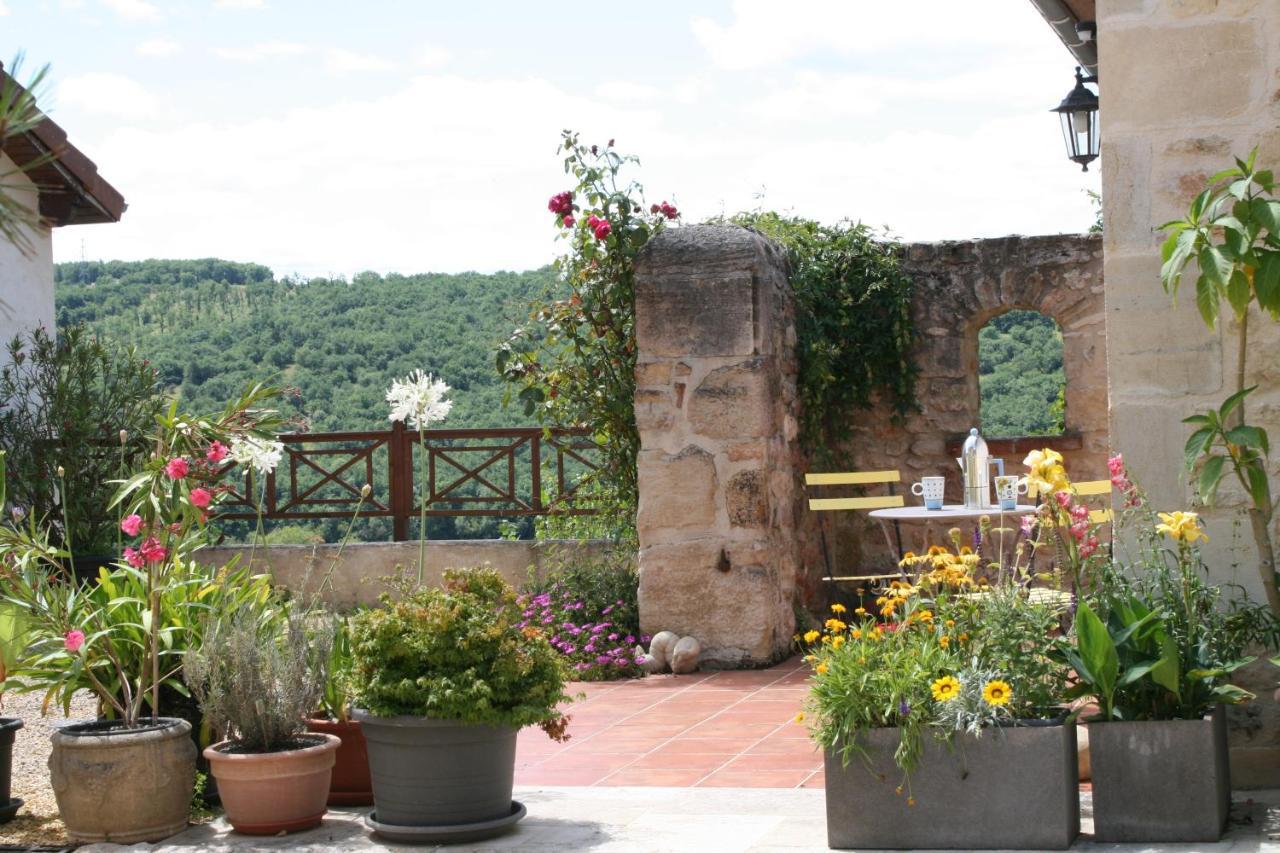 Hillside Park Dordogne Saint-Lazare Exterior foto
