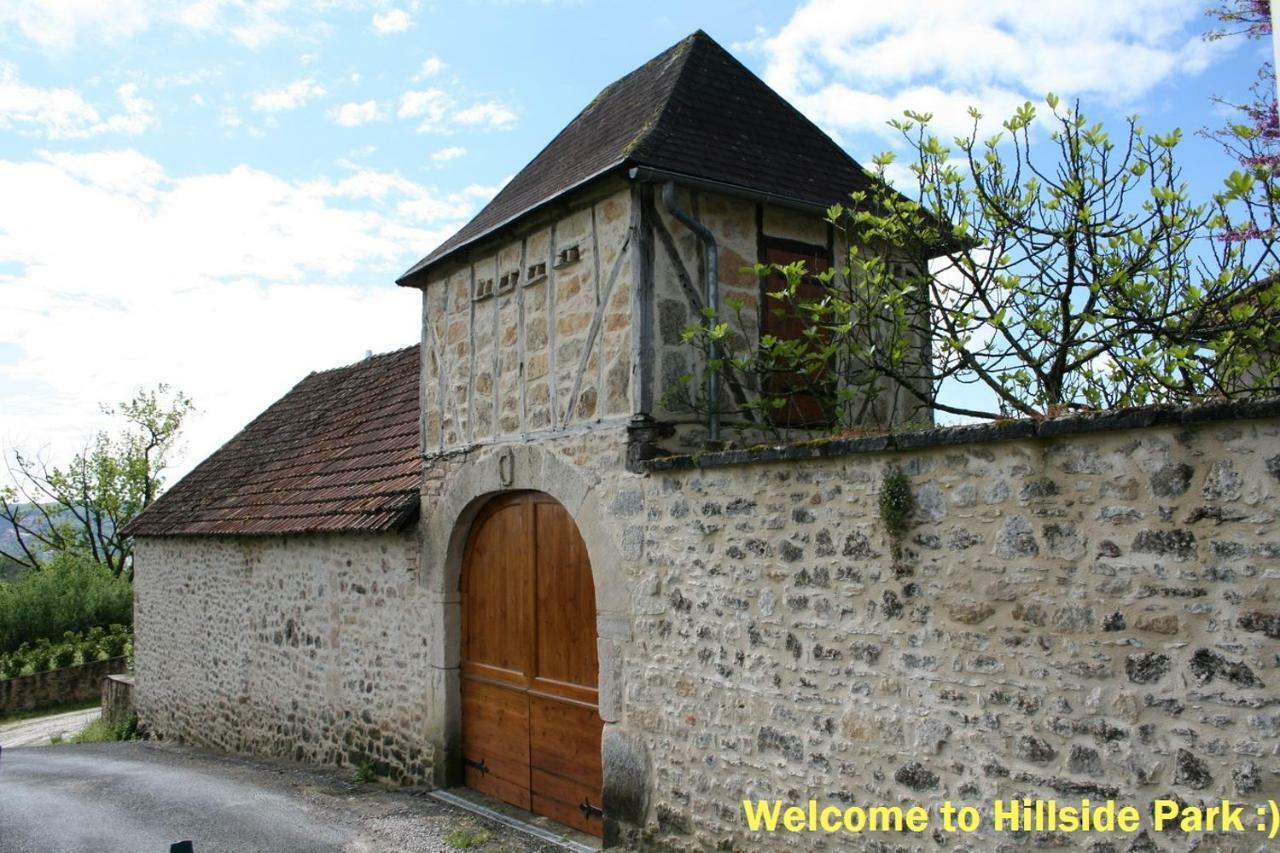 Hillside Park Dordogne Saint-Lazare Exterior foto