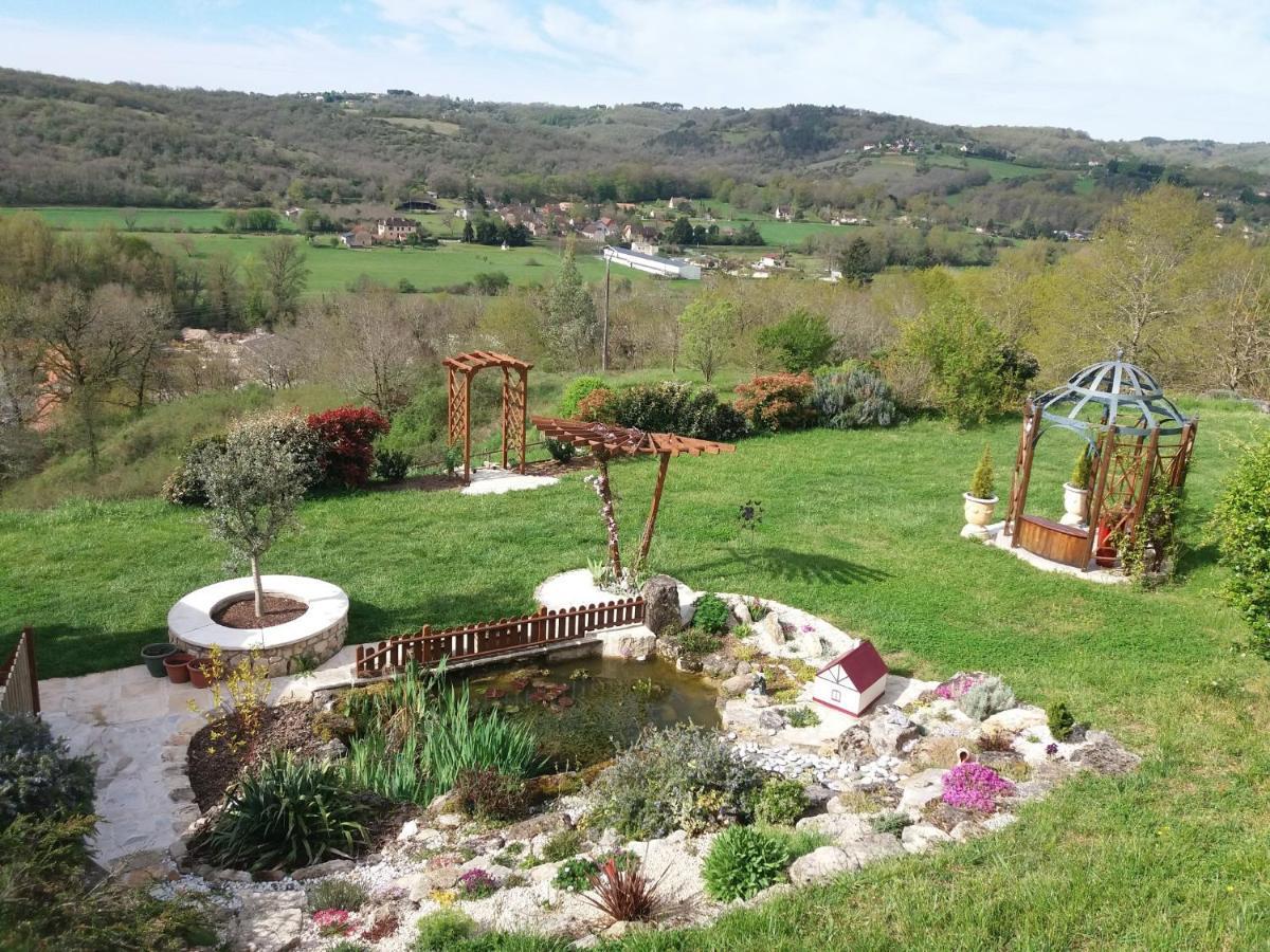 Hillside Park Dordogne Saint-Lazare Exterior foto